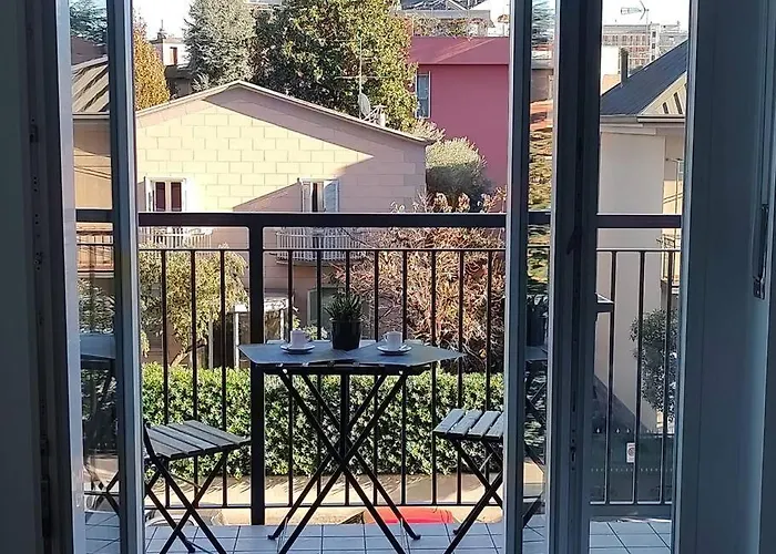 Bilocale Luminoso E Accogliente Zona Marche